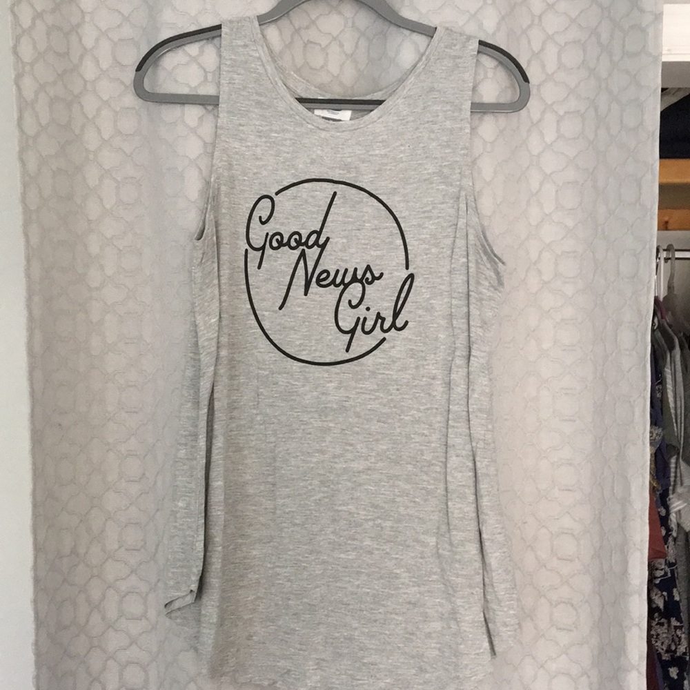 Soft, swingy Old Navy tank!